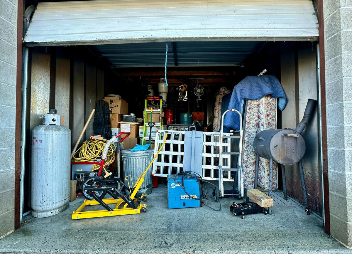 Garage cleanout and appliance removal in Lebanon, TN Junk removal service in Lebanon TN